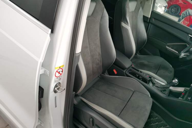 Used Audi Q3 2021 35 TFSI Fashion Dynamic Model