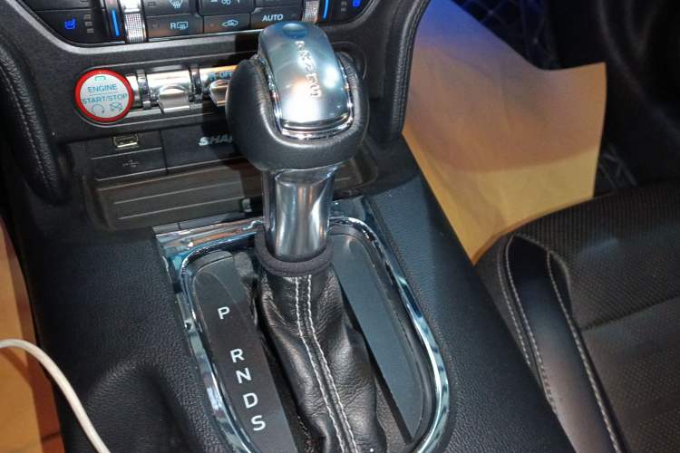 Used Ford Mustang 2016 2.3T Automatic Hardtop P-Version U.S. Specification