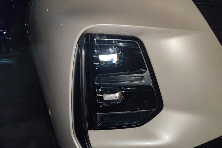 Used Roewe RX5 MAX 2022 2.0T Automatic Youwei Supreme Edition
