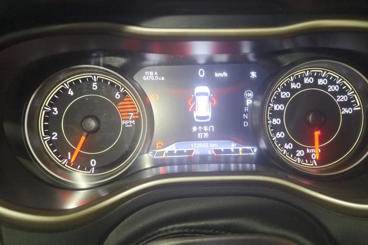 Used Jeep Cherokee 2017 2.0L Superior Edition
