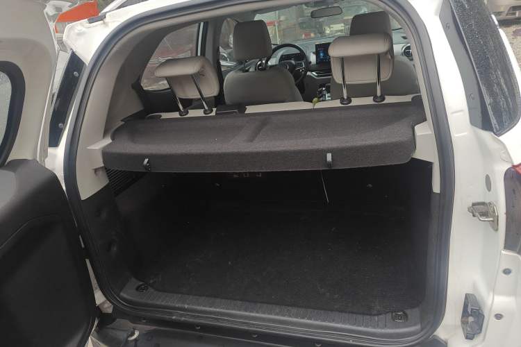 Used BYD Yuan Pro 2021 401 km Luxury Version Trunk