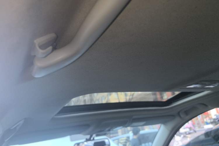 Used Mazda CX-5 2015 2.0L Automatic 4x4 Luxury Edition Headliner