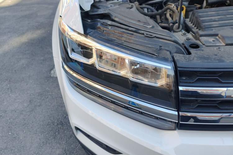 Used Volkswagen Tharu 2022 280TSI Two-Wheel Drive Comfort Edition Right Front Headlight