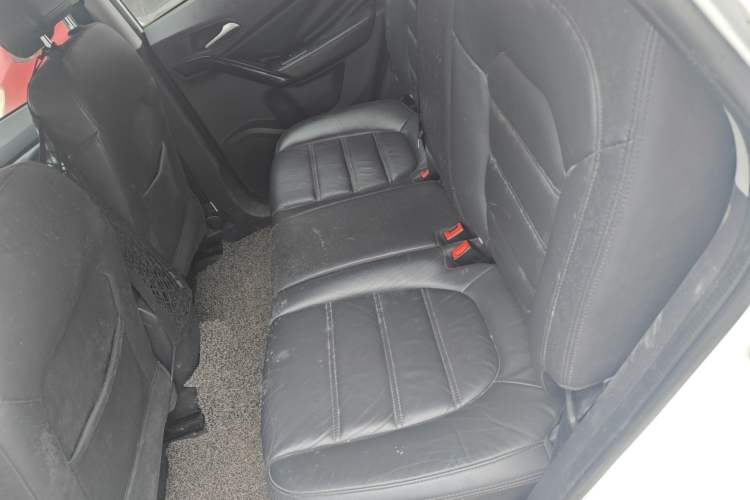 Used MG GS 2015 2.0TGI TST Four-Wheel Drive Flagship Edition Left Rear Seat