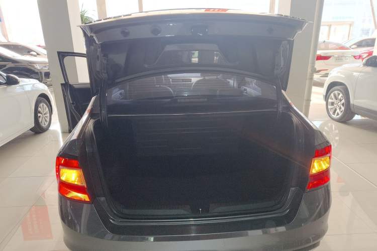 Used Skoda Rapid 2019 1.5L Automatic Comfort Edition China VI Standard
