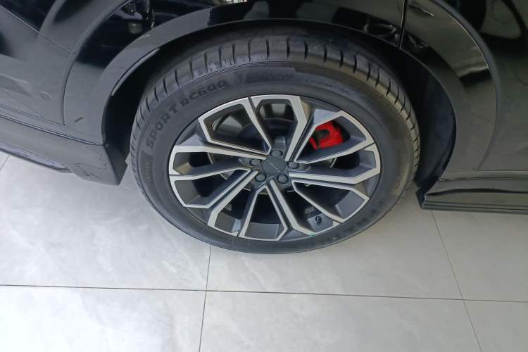 Used Lynk & Co 09 EM-P 2021 2.0T PHEV Ultra 7-Seater Right Rear Wheel Hub