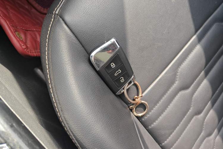 Used Volkswagen Passat 2019 330TSI Elite Edition China VI
