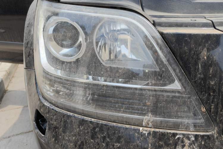 Used Kia Borrego 2008 3.8L Luxury Edition China IV Right Front Headlight