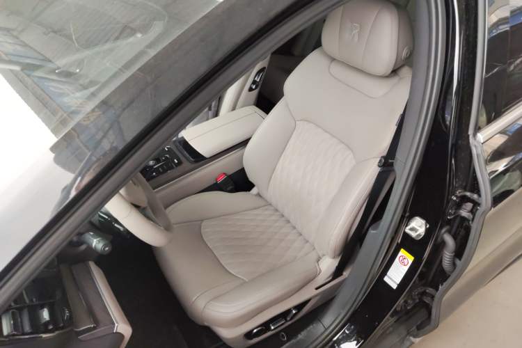 Used BYD Han 2025 EV Intelligent Driving Edition 701KM LiDAR Flagship Model
