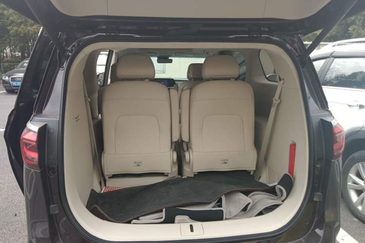 Used Buick GL8 2022 Avenir Aivia Six-Seat Deluxe Edition