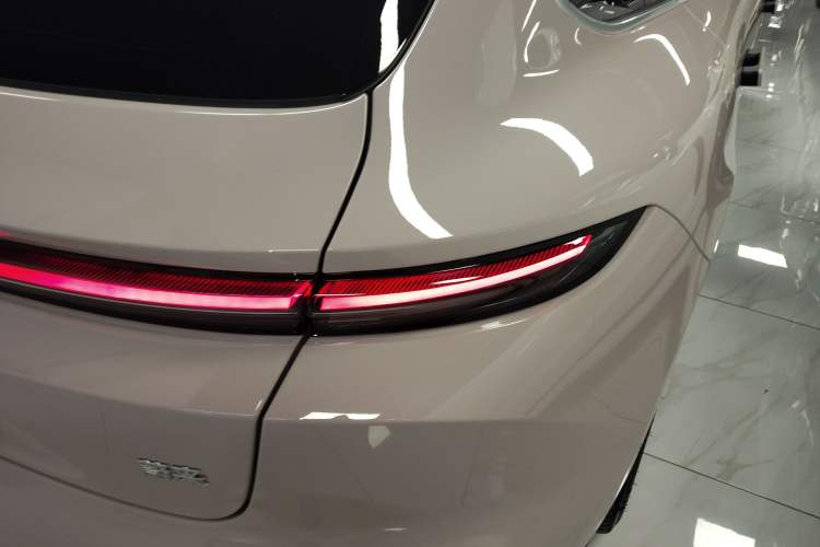 Used Nio ET5T 2025 75 kWh Touring