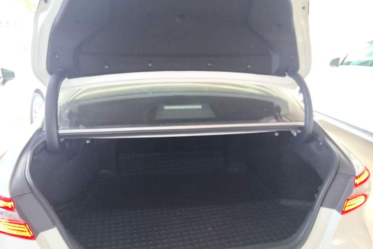 Used Toyota Camry 2021 2.5G Luxury Edition
