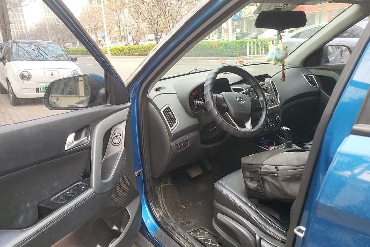 Used Hyundai ix25 2015 1.6L Automatic Two-Wheel Drive Smart GLS Trim
