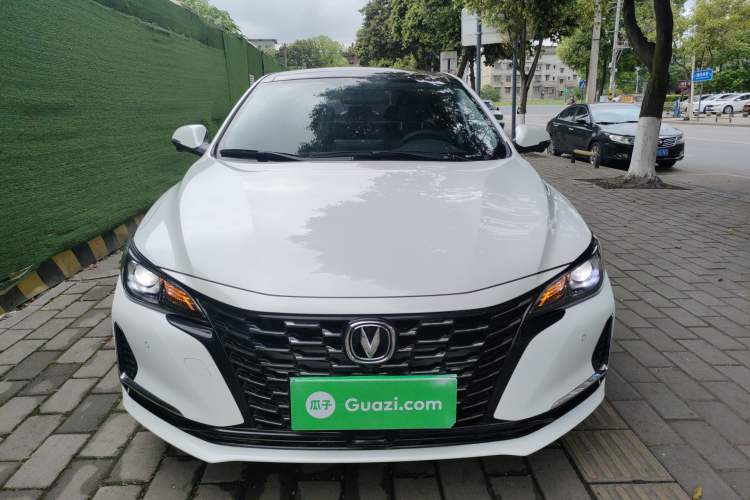 Used CHANGAN Ruicheng CC 2022 Blue Whale Edition 1.5T DCT Prestige Model Front