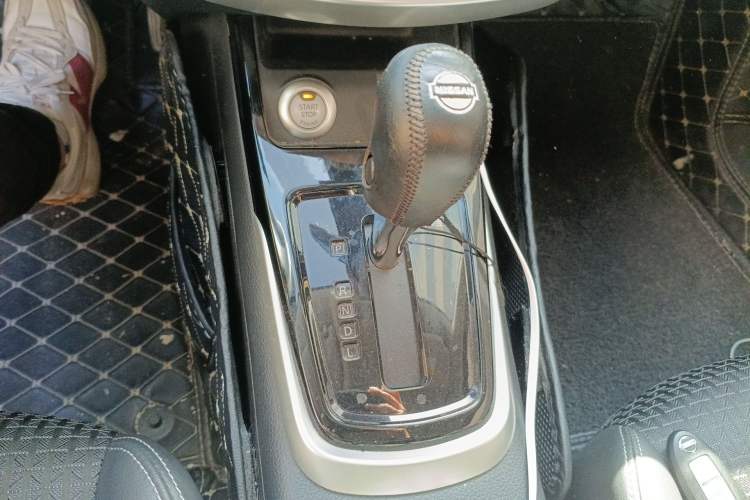 Used Nissan Tiida 2019 1.6L CVT Smart Drive Version China VI Standard