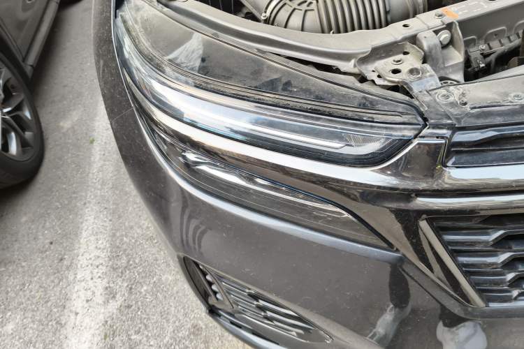 Used Chevrolet Equinox 2021 550T RS Four-Wheel Drive Intelligent Guardian Edition Right Front Headlight