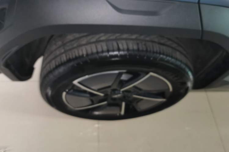 Used Formula Leopard Titanium 3 2025 501 km All-Wheel Drive Intelligent Driving Max Edition Right Rear Wheel Hub