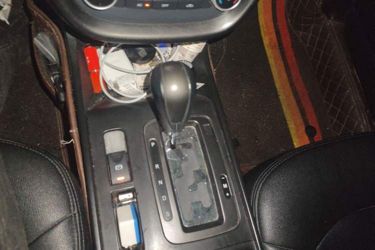 Used Bestune X80 2015 2.0L automatic comfort version
