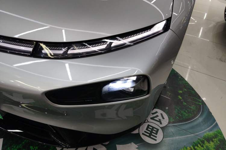 Used XPeng P7 2024 P7i 550 Pro