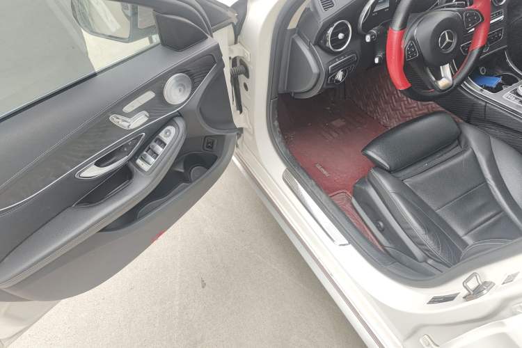 Used Mercedes-Benz C-Class 2017 C 200 L Sport Edition Driver Seat