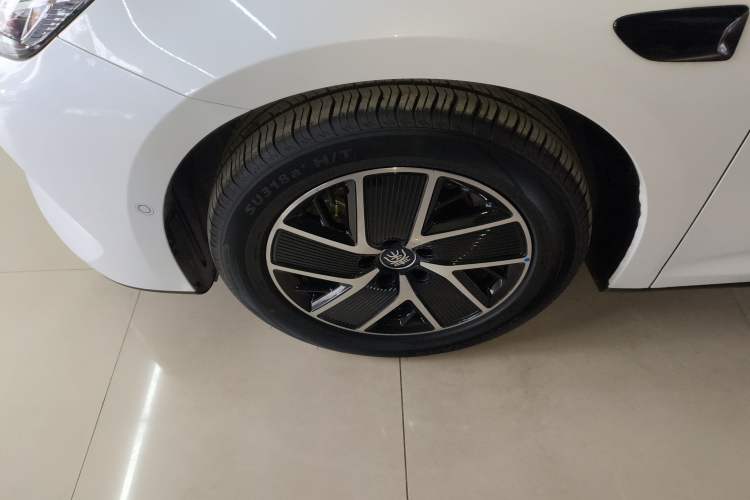 Used BYD Qin L 2025 DM-i Smart Drive 120KM Superior Model