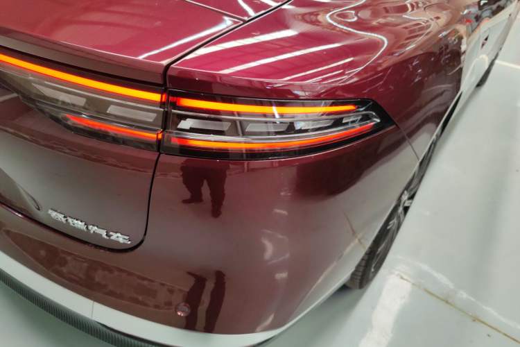 Used Chery Fulwin A9L 2025 Model, Four-Wheel Drive High-Energy Peak Edition Right Rear Taillight