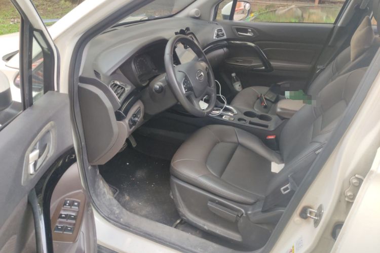 Used GAC Trumpchi GS4 2017 235T Automatic Two-Wheel Drive Elite Edition Driver Seat