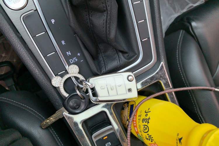 Used Volkswagen Golf 2015 1.4TSI Automatic Luxury Model Vehicle Key