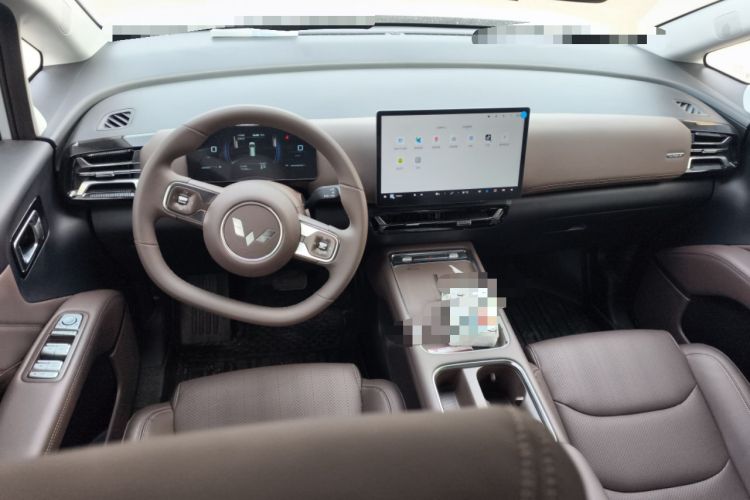 Used Wuling Wuling Starlight 730 2025 Model Plug-in Hybrid 125km Luxury Edition
