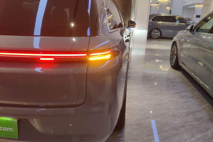 Used Li Auto L8 2025 Ultra Smart Refreshed Edition