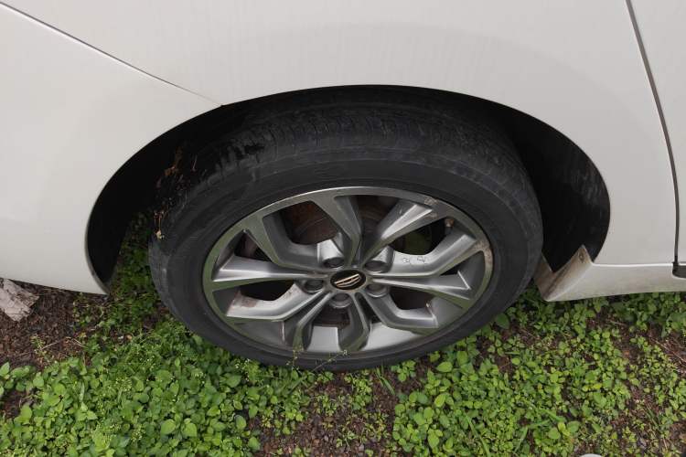 Used Geely Auto Emgrand GT 2016 1.8T Zunya Model