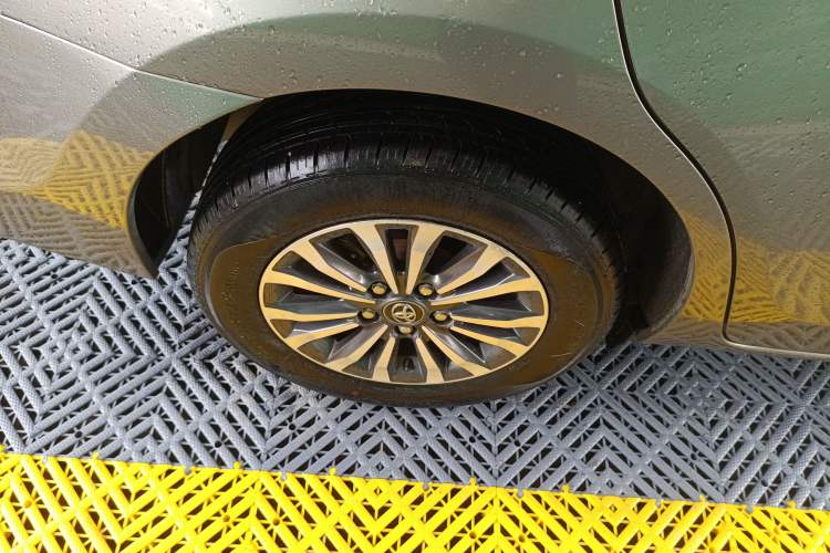 Used Toyota Corolla 2017 Revised Version 1.2T S-CVT GL