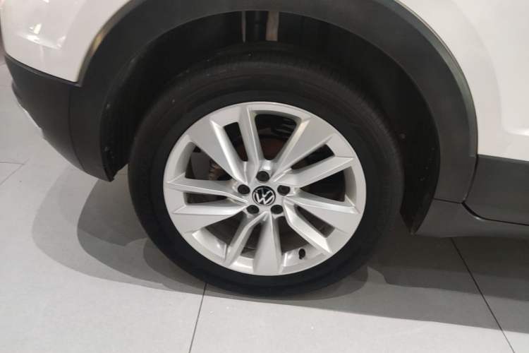 Used Volkswagen T-Cross 2020 280TSI DSG Comfort Edition Right Rear Wheel Hub