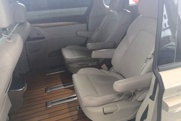 Used Buick GL8 2018 ES 28T Comfort Model China VI Standard
