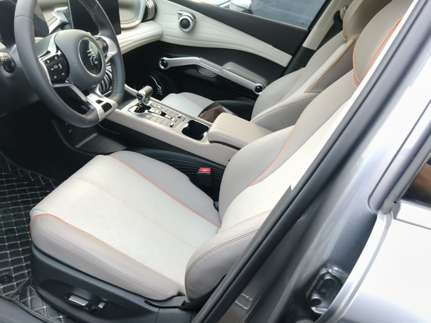 BYD Yuan PLUS 2024 Honor Edition 510KM Beyond Model — снимка 17