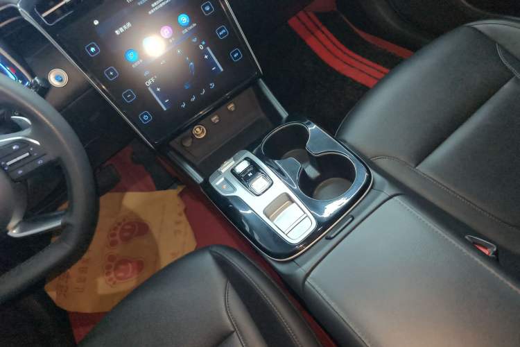 Used Hyundai Tucson 2021 Tucson L 1.5T DCT GLX Elite Edition Gear Lever