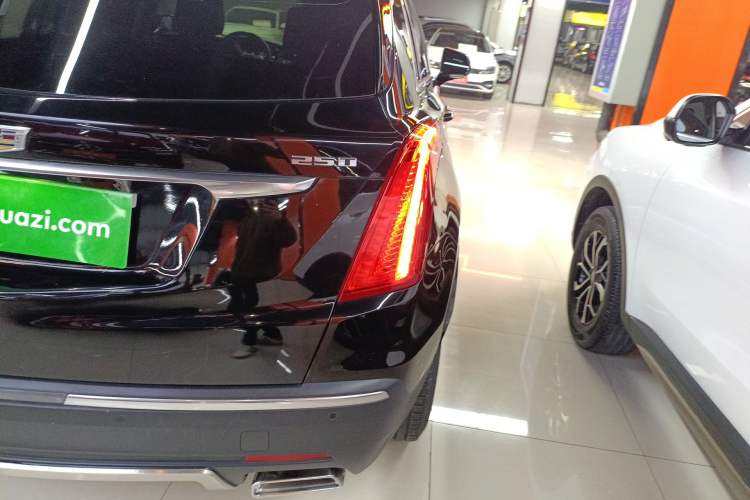 Used Cadillac XT5 2018 25T Luxury Model
