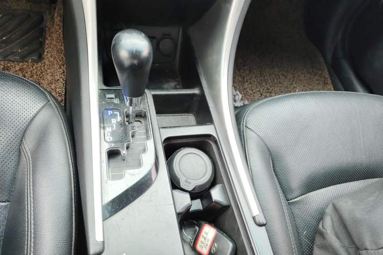 Used Hyundai Sonata 2015 Classic 2.0L Automatic Luxury Edition
