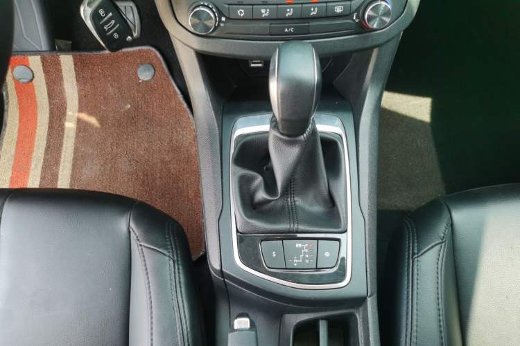 Used Peugeot 308S 2015 1.2T Automatic Shangchi Edition
