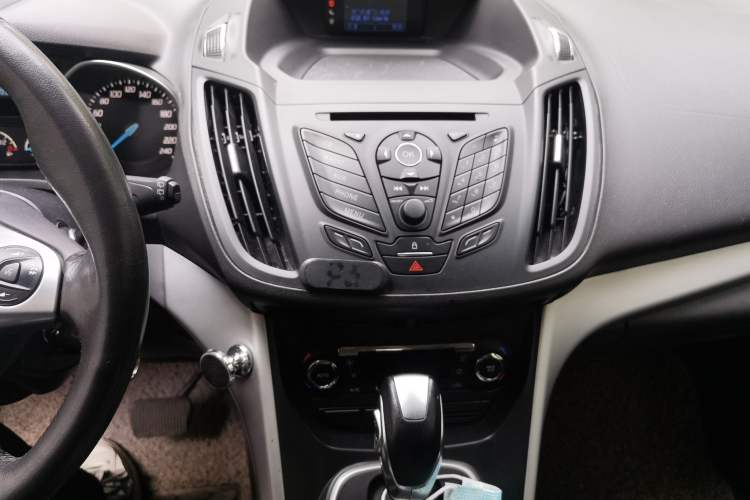 Used Ford Kuga 2013 1.6L GTDi Two-Wheel-Drive Trend Model
