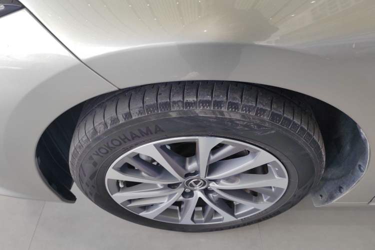 Used Lexus ES 2022 200 Excellence Edition