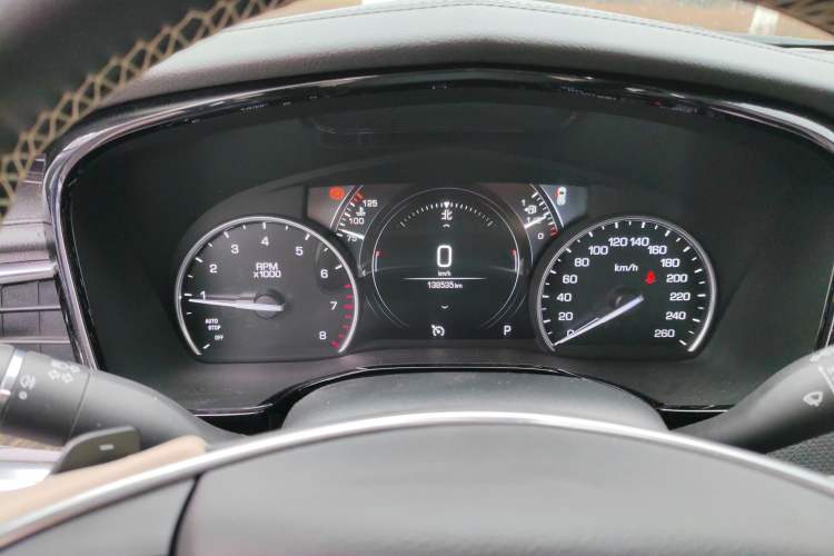 Used Cadillac XT5 2018 25T Luxury Model
