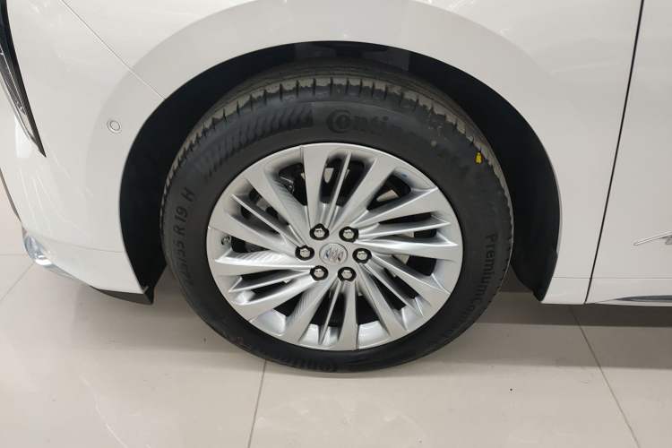 Used Buick Century 2025 2.0T Seven-Seater Yinshi Edition