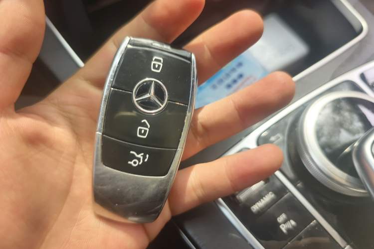 Used Mercedes-Benz C-Class 2017 C 180 L Sport Edition Vehicle Key
