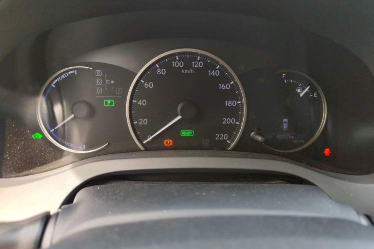 Used Lexus CT 2017 CT200h Comfort Edition Monochrome China VI