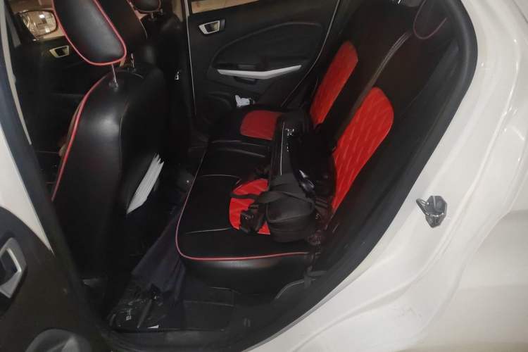 Used Ford EcoSport 2013 1.5L Automatic Fashion Model Left Rear Seat