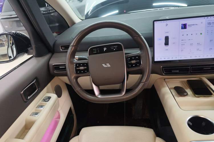 Used Li Auto MEGA 2024 Ultra Model