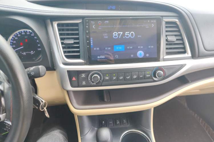 Used Toyota Highlander 2018 2.0T Four-Wheel Drive Elite Edition 7 Seats China V Standard
