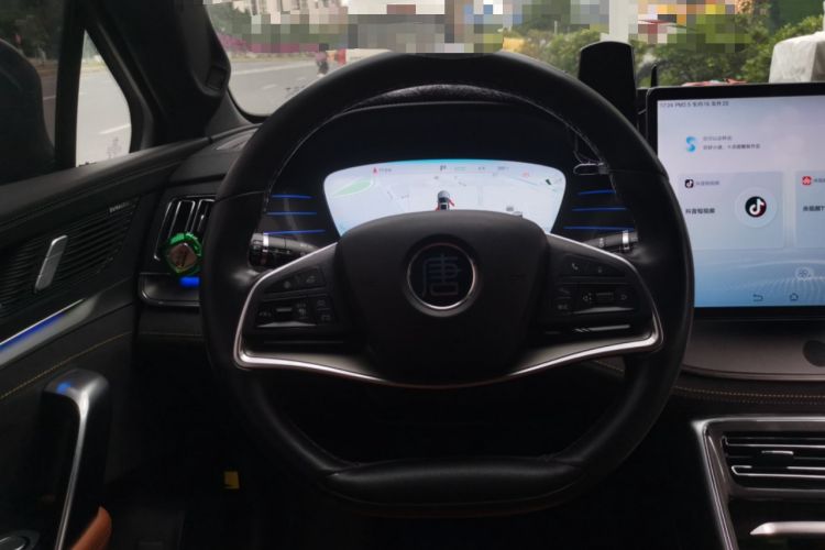 Used BYD Tang New Energy 2022 DM-p 215KM Four-Wheel Drive Flagship Model Steering Wheel