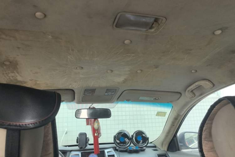 Used Dongfeng Aeolus A60 2012 1.6L Manual Luxury Model
